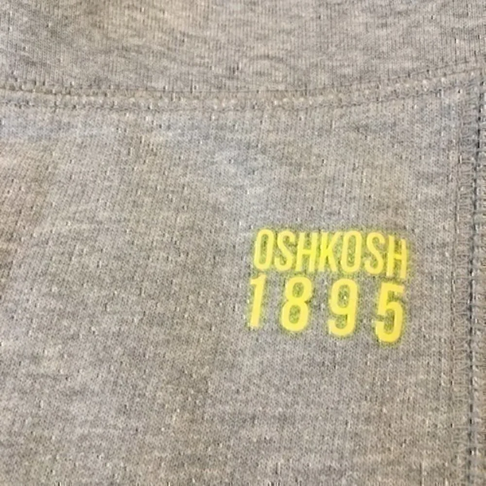 Osh Kosh Girls size 8 gray sweatpants